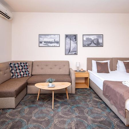 Top Central Apartments Belgrade Extérieur photo