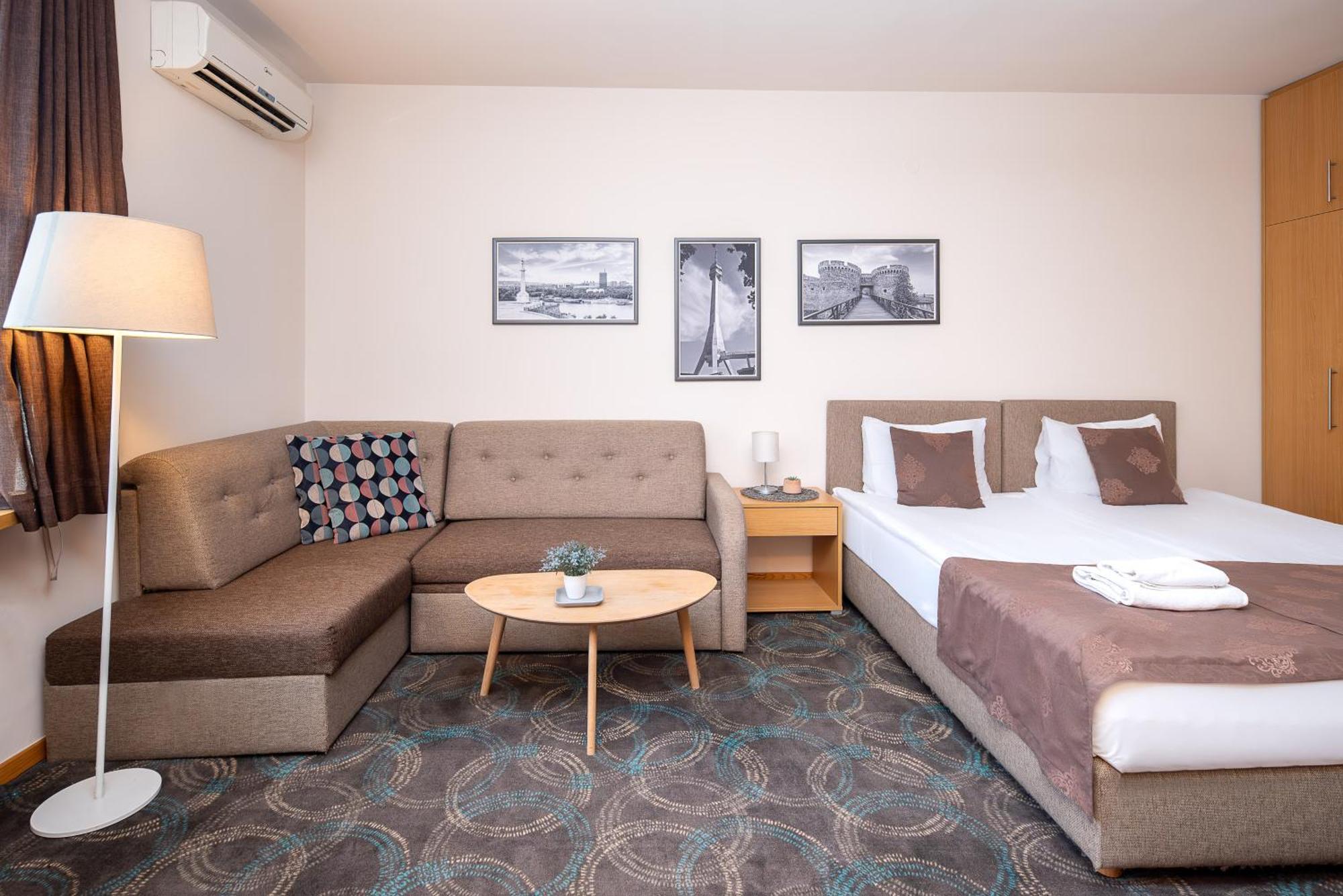 Top Central Apartments Belgrade Extérieur photo