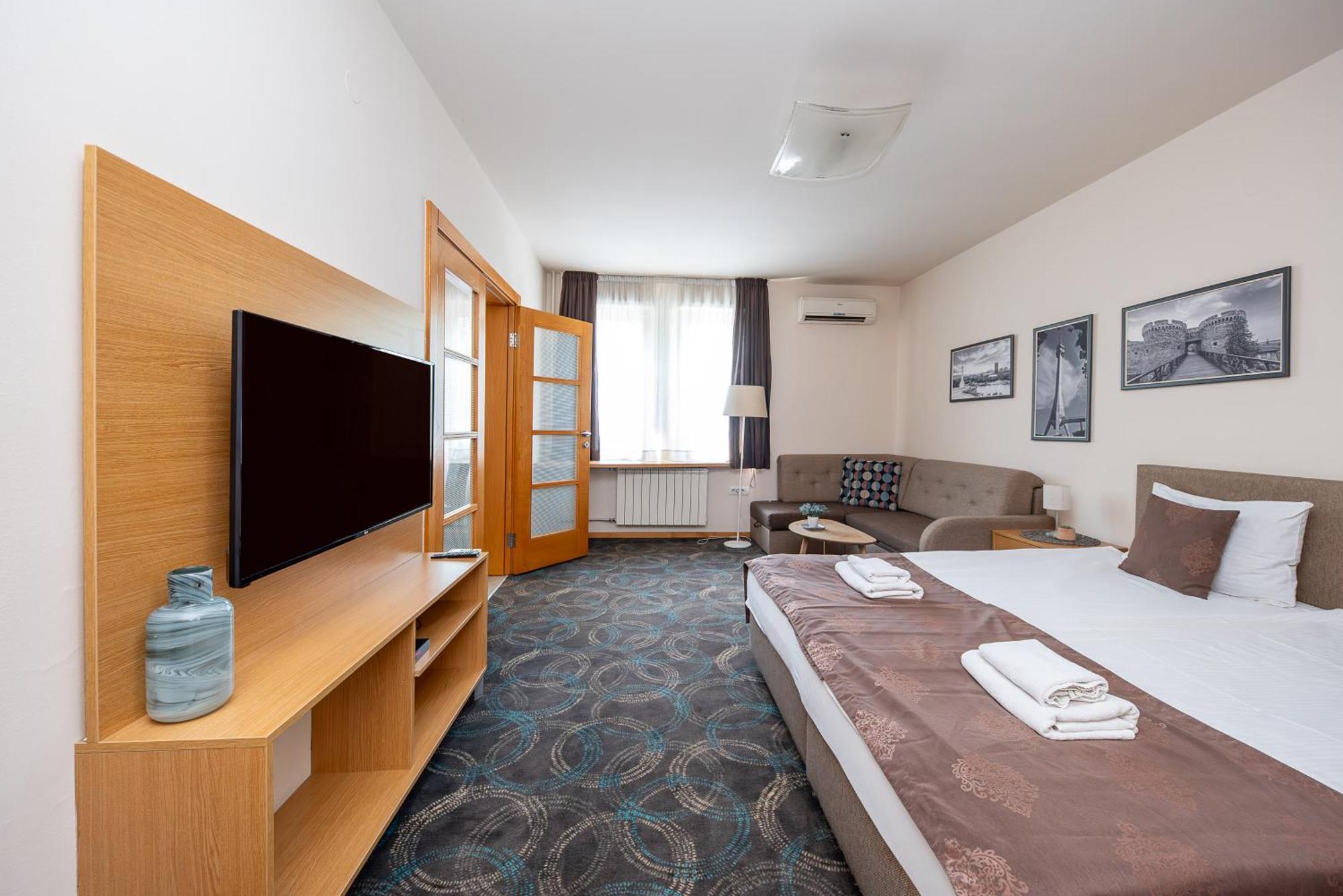 Top Central Apartments Belgrade Extérieur photo